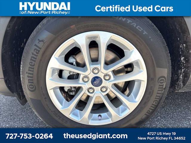 used 2022 Ford Escape car, priced at $18,312