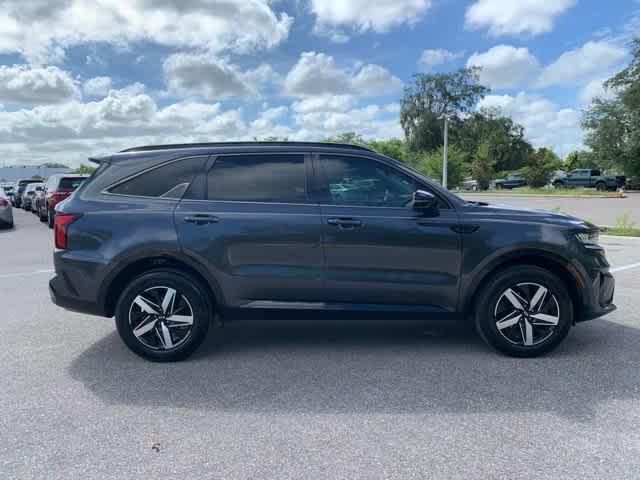 used 2021 Kia Sorento car, priced at $22,580