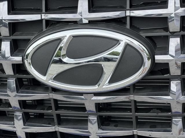 new 2025 Hyundai Venue car, priced at $23,760