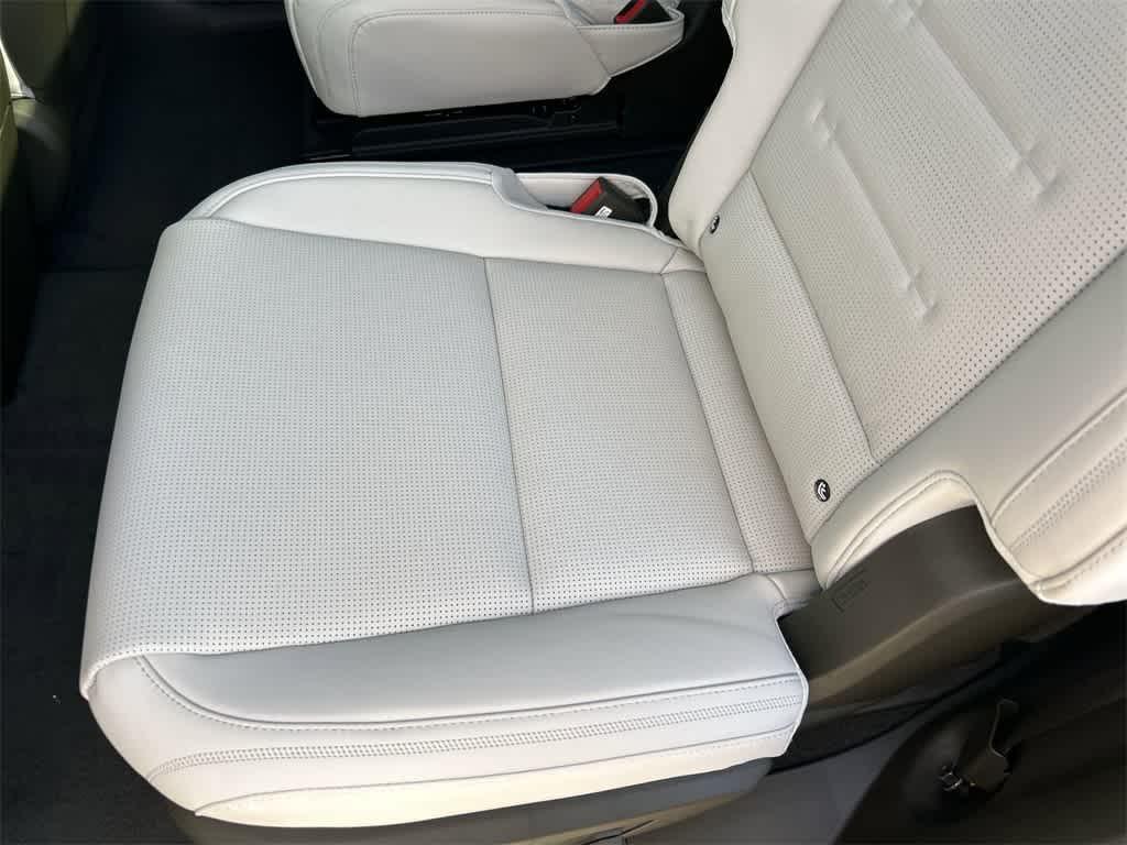 new 2025 Hyundai SANTA FE HEV car, priced at $46,071