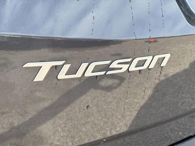 new 2025 Hyundai TUCSON Hybrid car, priced at $43,260