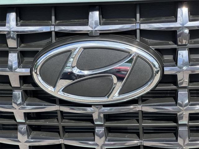 new 2025 Hyundai Venue car, priced at $23,660