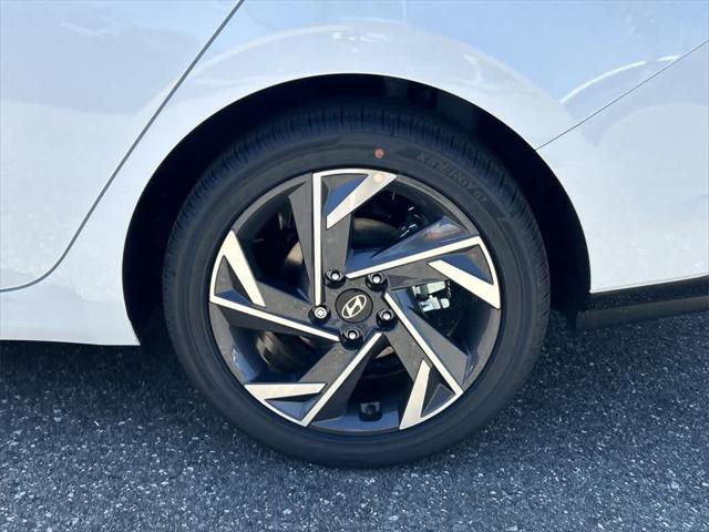 new 2025 Hyundai Elantra car, priced at $28,265