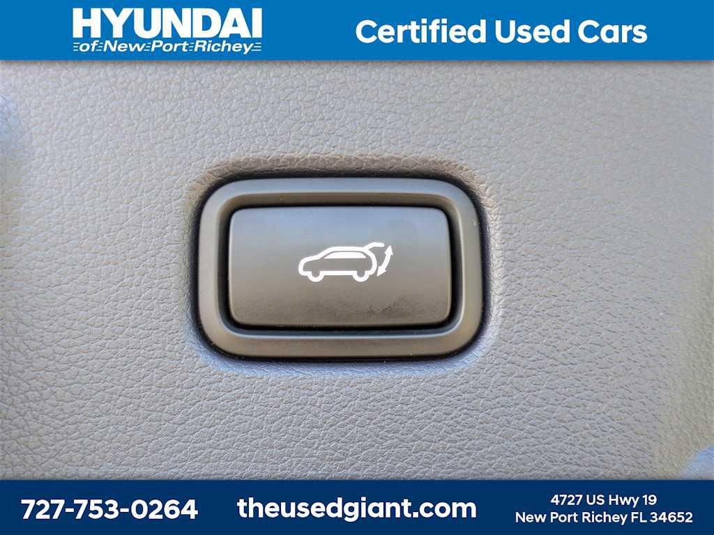 used 2022 Hyundai Palisade car, priced at $28,854