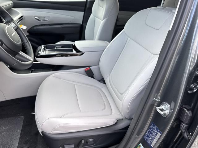 new 2025 Hyundai TUCSON Hybrid car, priced at $38,094