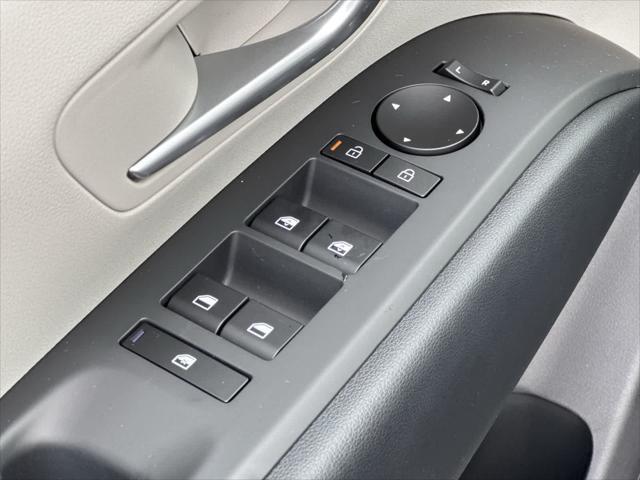 new 2025 Hyundai TUCSON Hybrid car, priced at $38,094