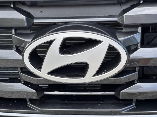new 2025 Hyundai TUCSON Hybrid car, priced at $38,094