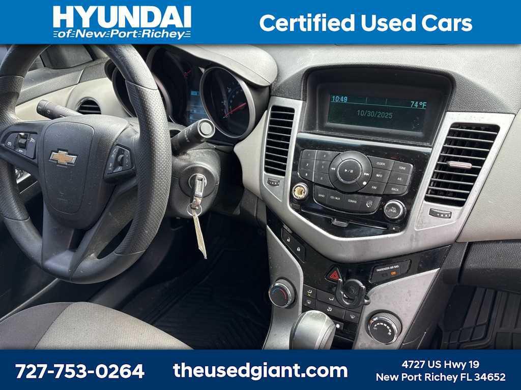 used 2013 Chevrolet Cruze car, priced at $999