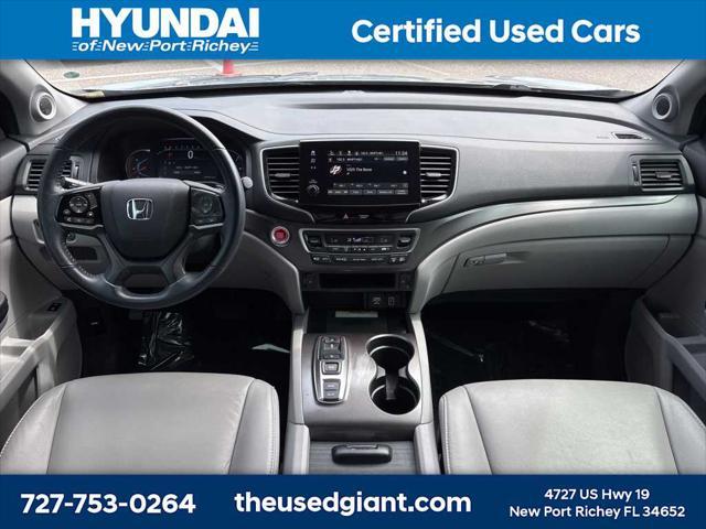 used 2022 Honda Pilot car, priced at $27,998