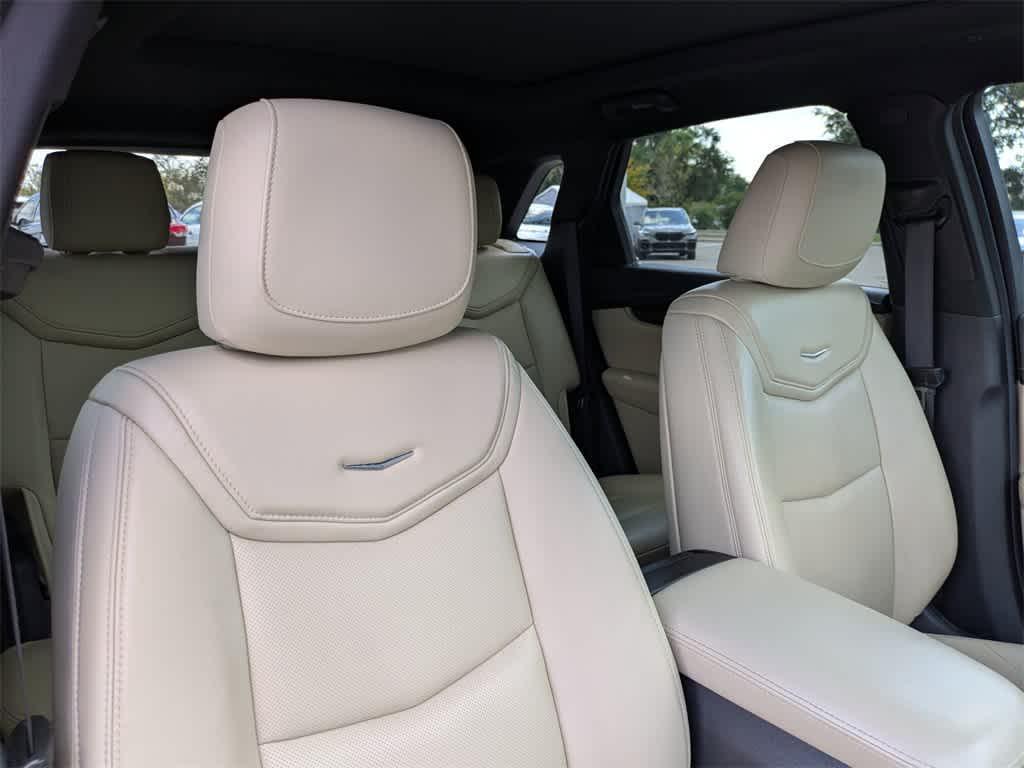 used 2019 Cadillac XT5 car, priced at $19,393