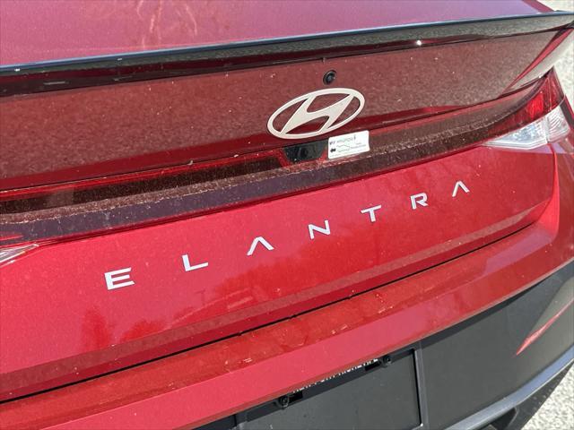 new 2025 Hyundai Elantra car, priced at $24,644