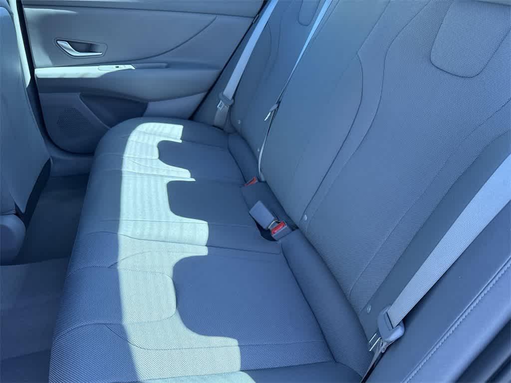 new 2025 Hyundai Elantra car