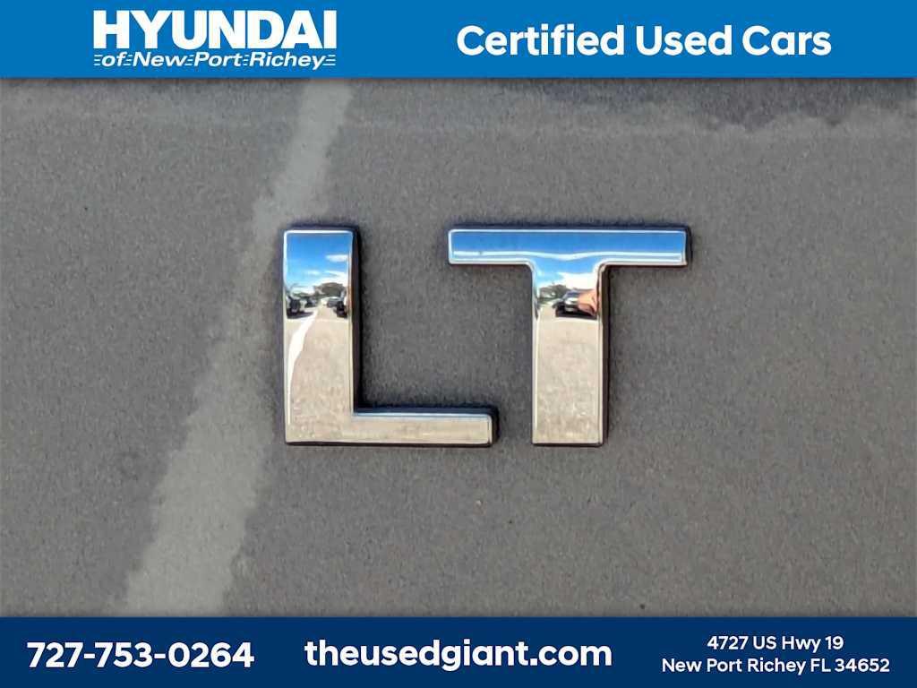 used 2019 Chevrolet Traverse car, priced at $17,833