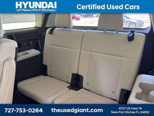 used 2025 Hyundai Santa Fe car, priced at $44,998