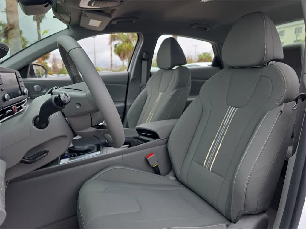new 2025 Hyundai Elantra car, priced at $21,395