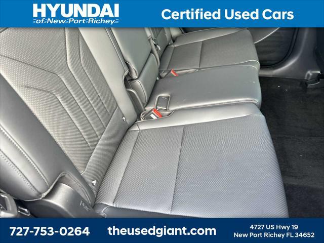 used 2025 Hyundai Santa Fe car, priced at $34,998