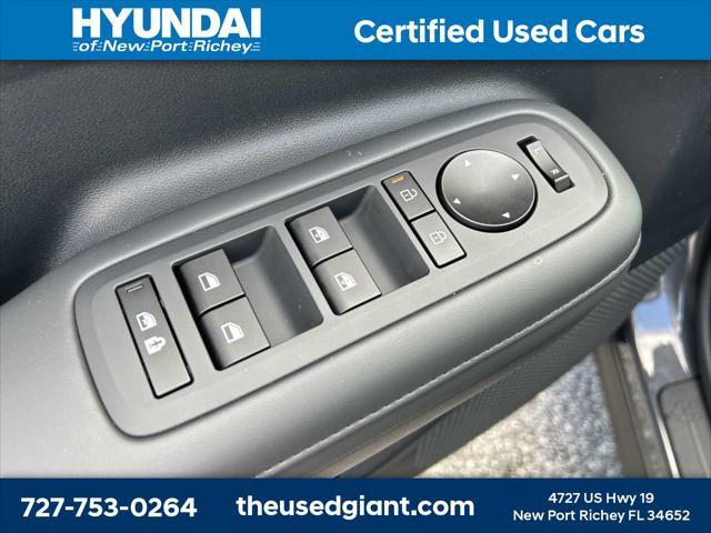 used 2025 Hyundai Santa Fe car, priced at $34,998
