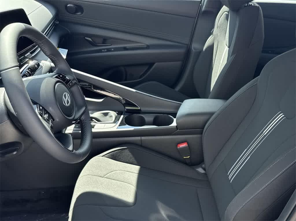 new 2025 Hyundai ELANTRA HEV car, priced at $25,487