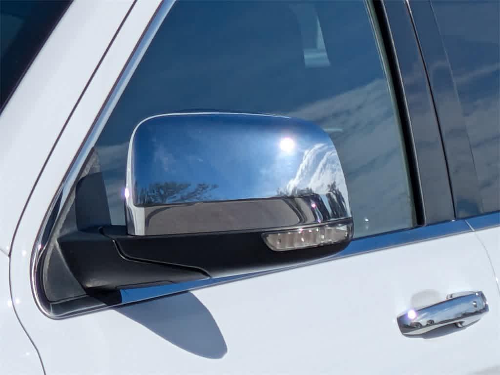 used 2016 Jeep Grand Cherokee car, priced at $11,862