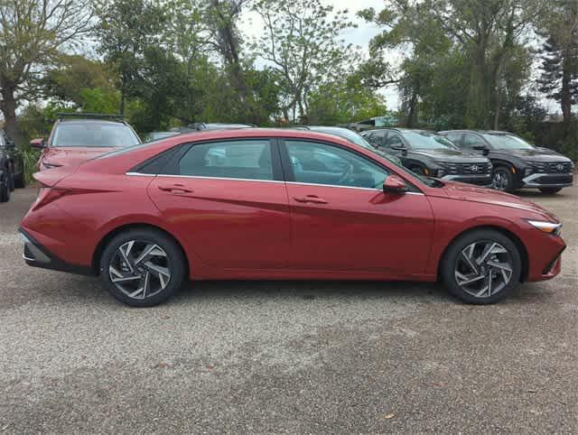 new 2025 Hyundai Elantra car, priced at $27,242