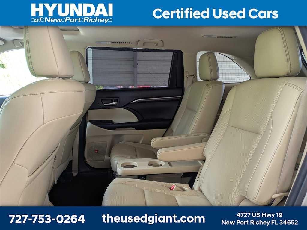 used 2016 Toyota Highlander car, priced at $16,440