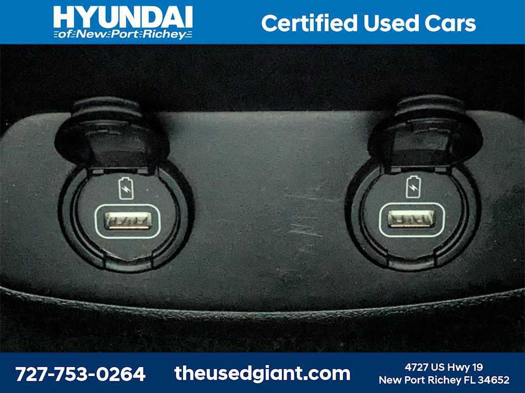 used 2020 Hyundai Santa Fe car, priced at $17,648