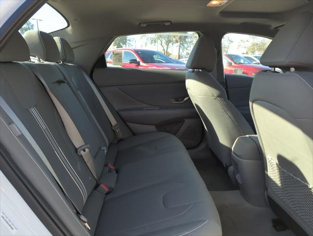 new 2025 Hyundai Elantra car, priced at $27,134