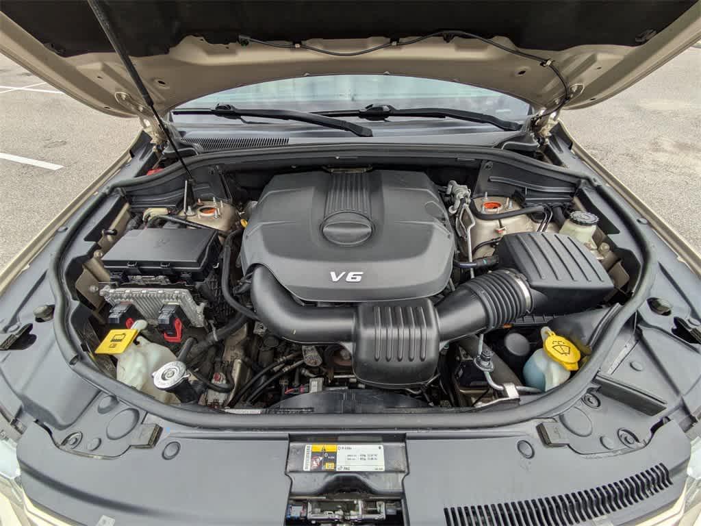 used 2014 Jeep Grand Cherokee car, priced at $4,999