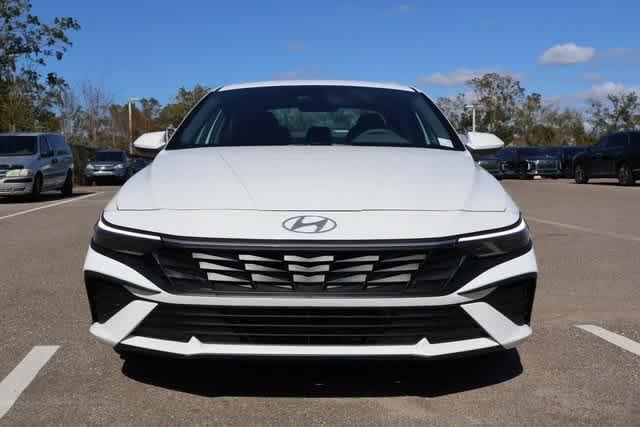 new 2024 Hyundai Elantra HEV car, priced at $25,715