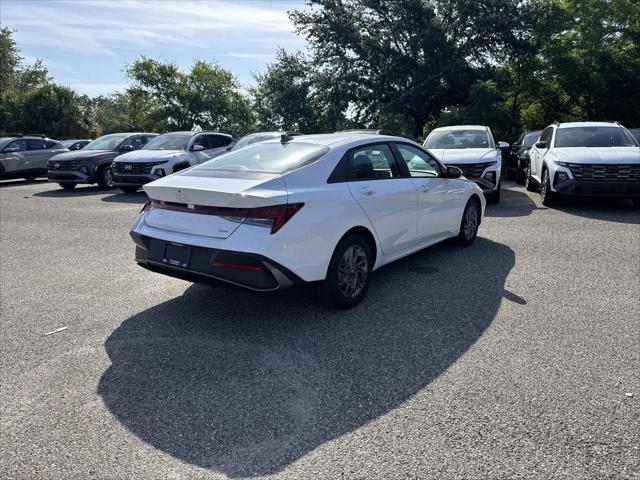 new 2025 Hyundai ELANTRA HEV car, priced at $27,070