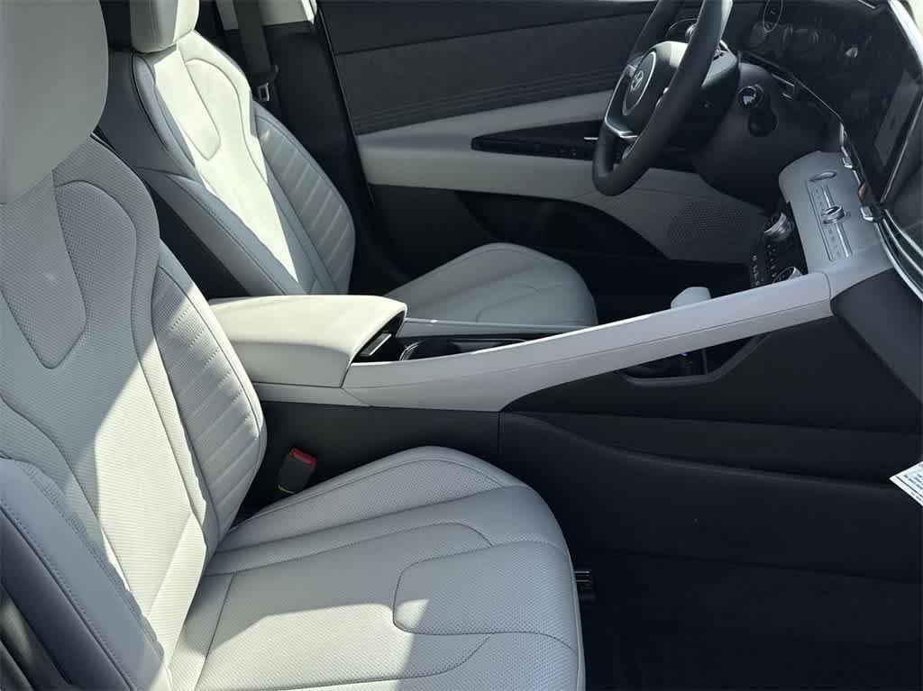 new 2025 Hyundai Elantra car, priced at $29,330