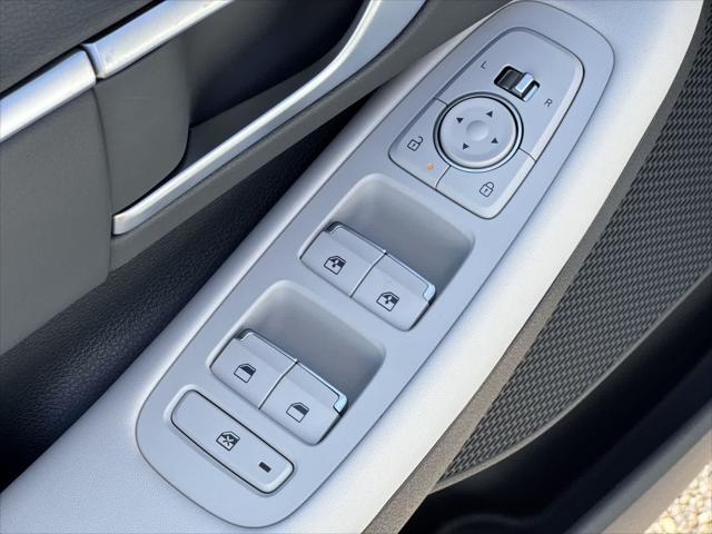 new 2025 Hyundai Sonata car, priced at $32,075