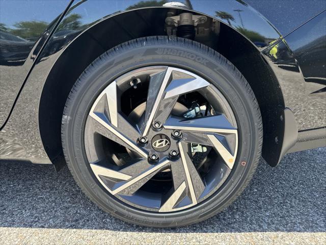 new 2025 Hyundai Elantra car, priced at $28,506