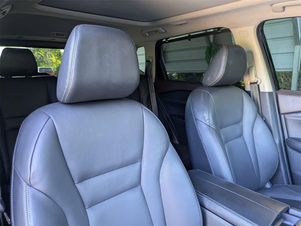 used 2021 Nissan Rogue car, priced at $19,997