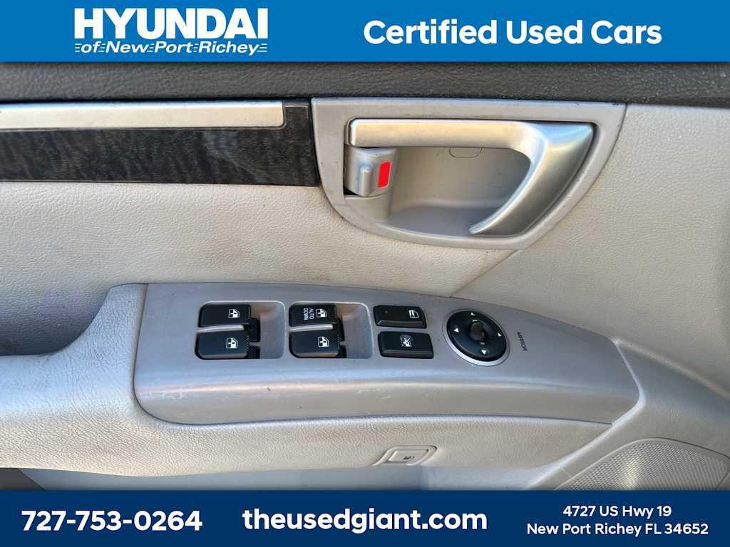 used 2008 Hyundai Santa Fe car, priced at $2,999