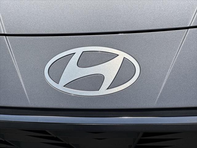 new 2025 Hyundai Elantra car, priced at $24,278