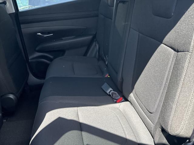 new 2025 Hyundai TUCSON Hybrid car, priced at $34,558