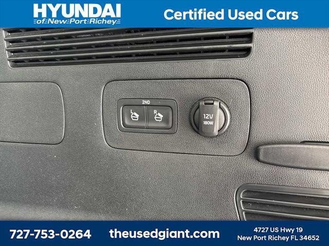 used 2023 Kia Sorento car, priced at $30,034