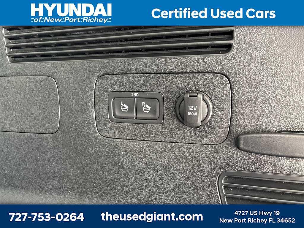 used 2023 Kia Sorento car, priced at $27,021