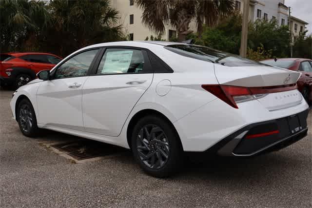 new 2024 Hyundai Elantra car, priced at $22,746