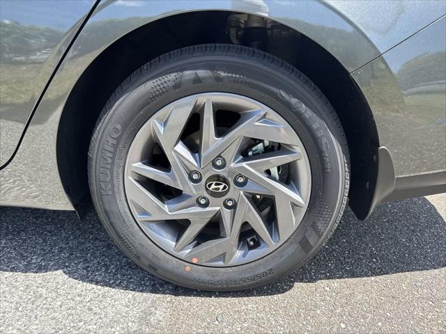 new 2025 Hyundai ELANTRA HEV car, priced at $26,575