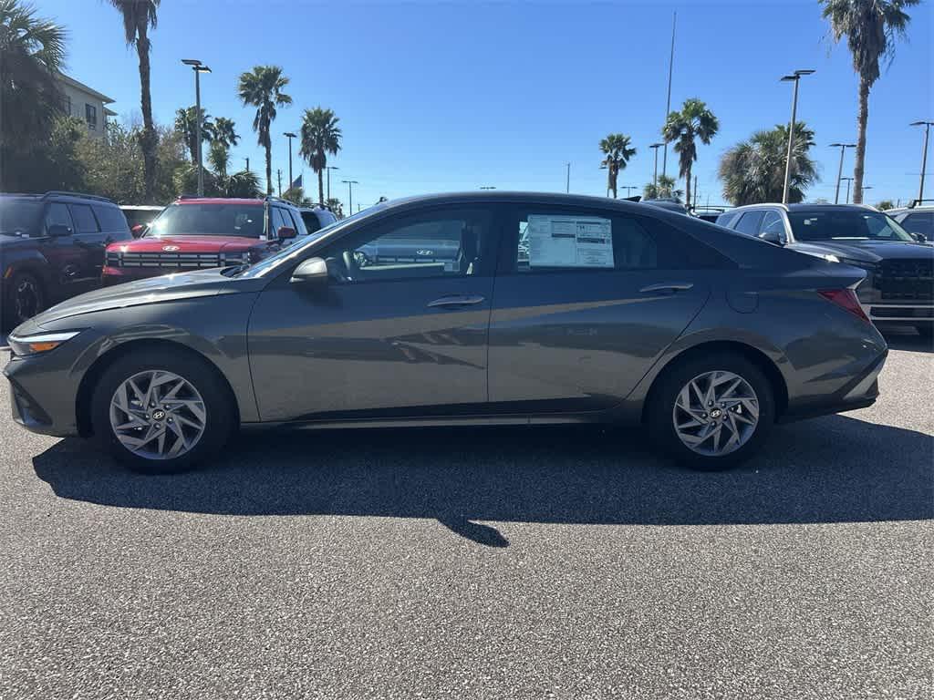 new 2025 Hyundai ELANTRA HEV car, priced at $24,574