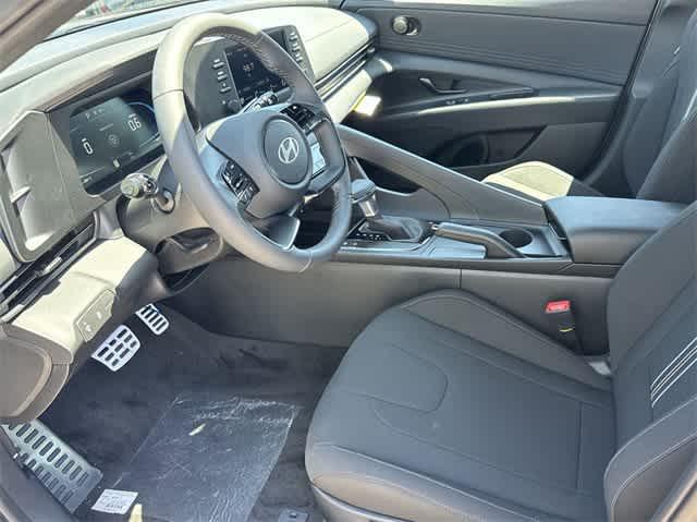new 2025 Hyundai Elantra car, priced at $24,278