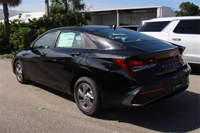 new 2025 Hyundai Elantra car, priced at $23,065