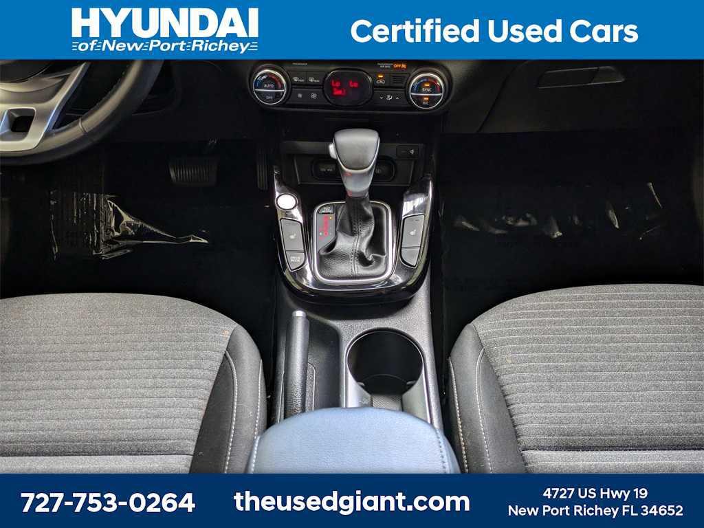 used 2022 Kia Soul car, priced at $15,758