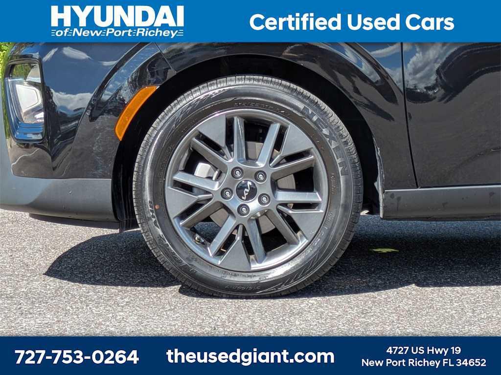 used 2022 Kia Soul car, priced at $15,758