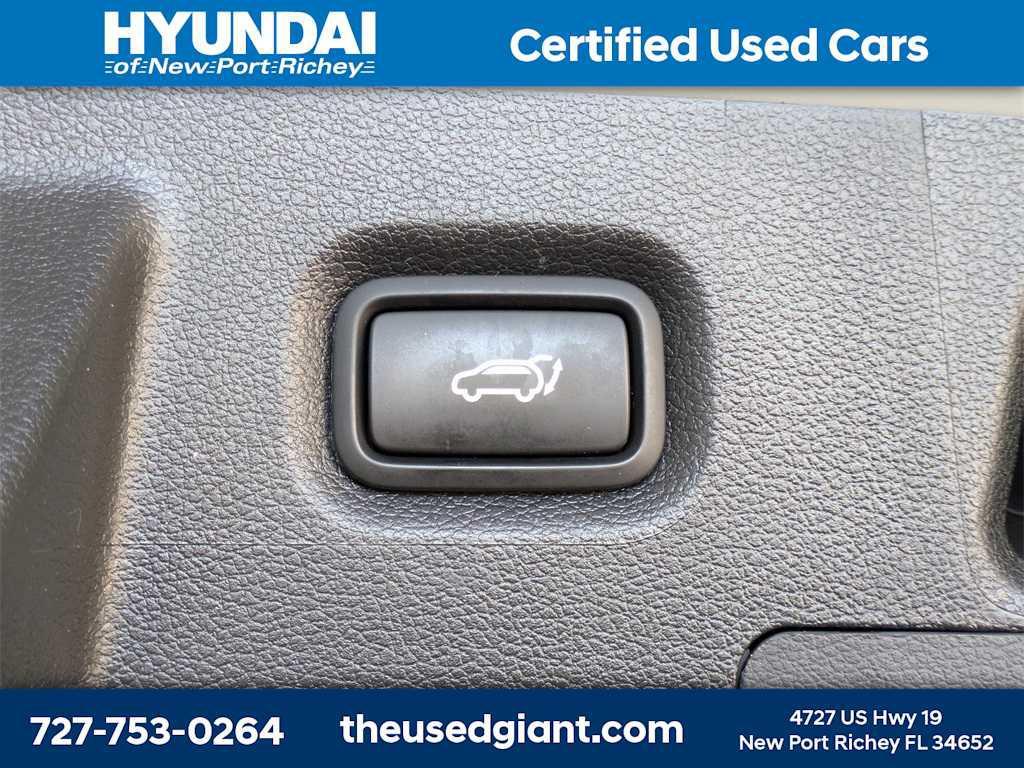 used 2023 Hyundai Santa Fe car, priced at $21,904