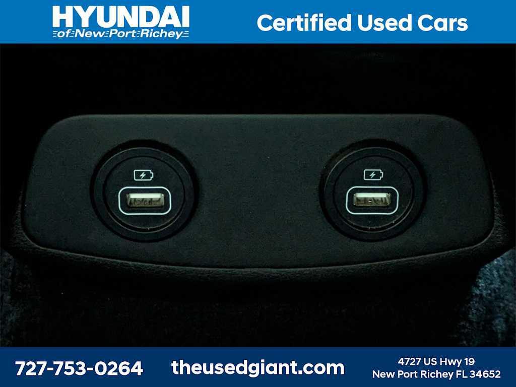 used 2023 Hyundai Santa Fe car, priced at $21,904
