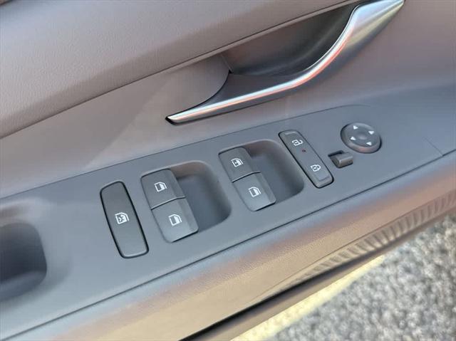 new 2025 Hyundai Elantra car, priced at $23,516