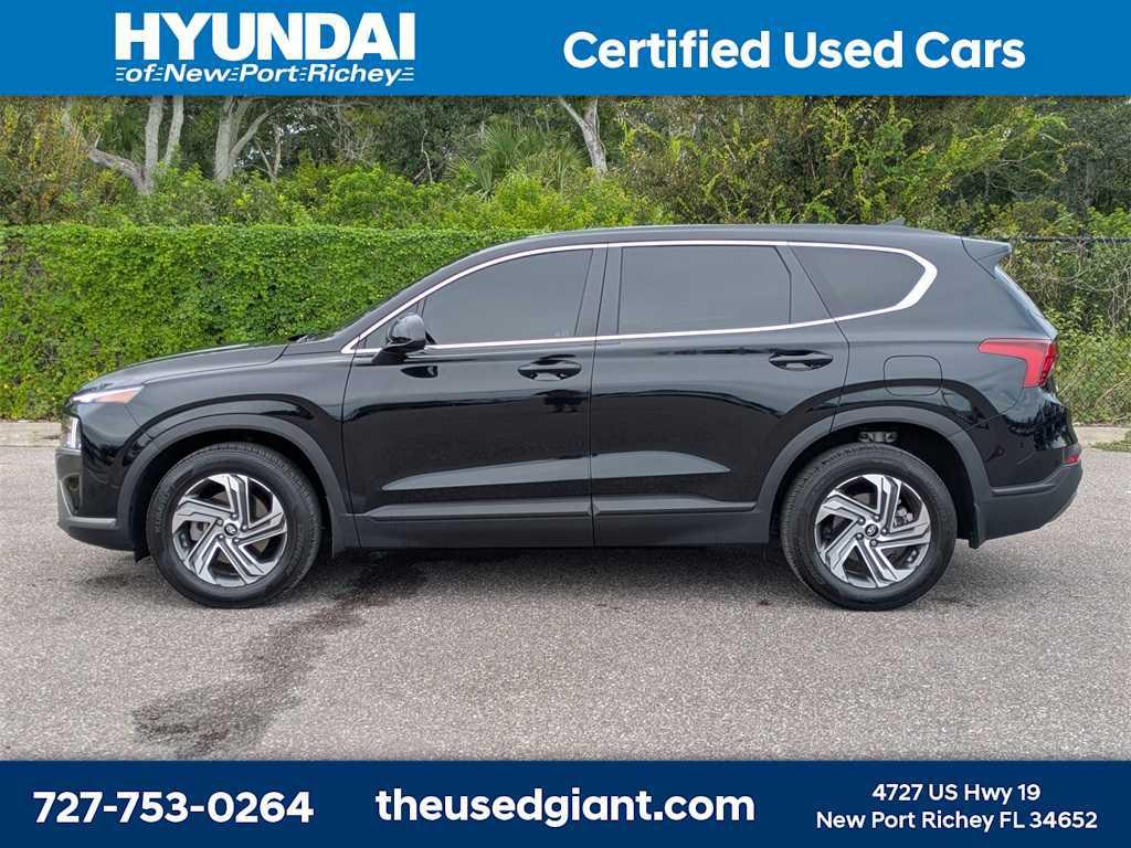 used 2023 Hyundai Santa Fe car, priced at $19,880